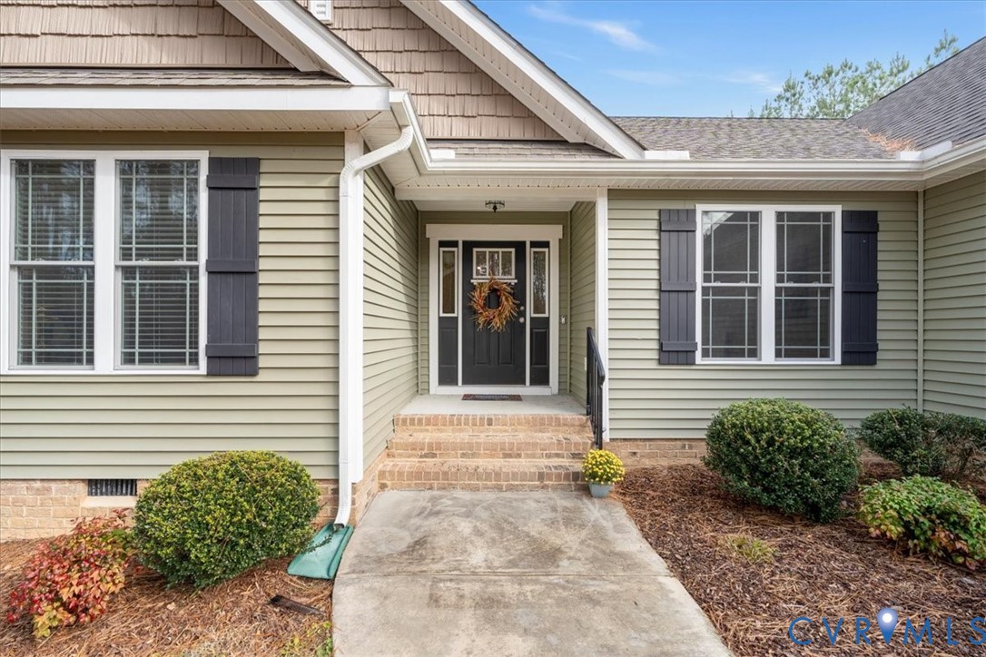 6175 Walnut Tree Drive