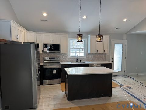 Tiny photo for 27314 Summer Drive, Ruther Glen, VA 22546 (MLS # 2602441)