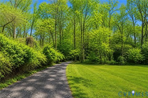 Photo of 5940 Barberry Trail, Lorton, VA 22079 (MLS # 2618292)