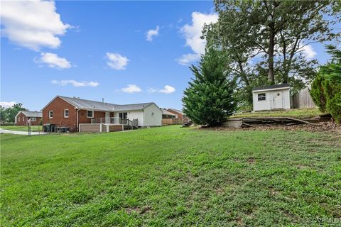 A home in Colonial Heights