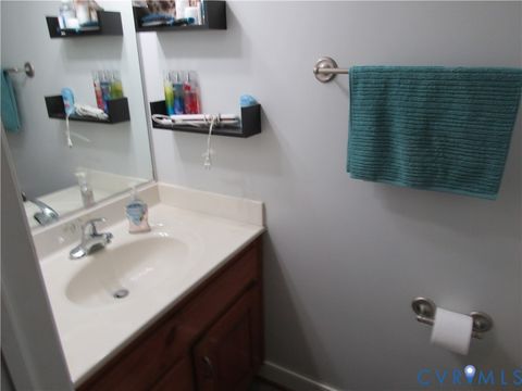 Tiny photo for 6338 OAK Drive, Providence Forge, VA 23141 (MLS # 2608901)
