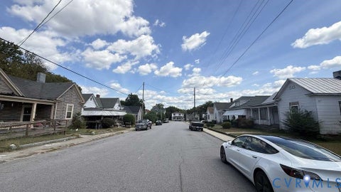 Tiny photo for 829 Stokes Street, Danville, VA 24541 (MLS # 2625106)
