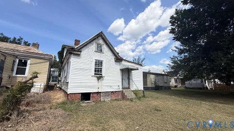 Tiny photo for 829 Stokes Street, Danville, VA 24541 (MLS # 2625106)