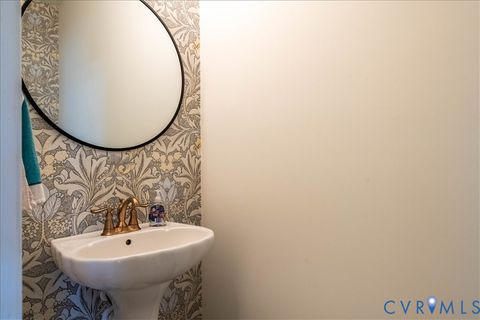 Tiny photo for 1728 Parkwood Avenue #1728, Richmond, VA 23220 (MLS # 2526042)