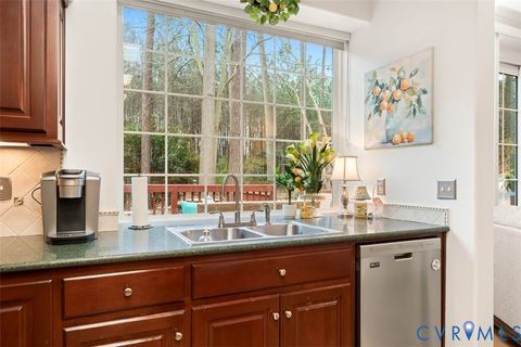 Tiny photo for 124 Spoon Court, Yorktown, VA 23693 (MLS # 2602943)