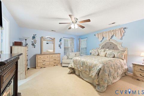 Tiny photo for 124 Spoon Court, Yorktown, VA 23693 (MLS # 2602943)