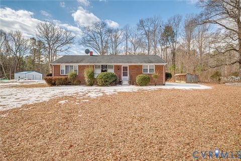 Photo of 26746 Oxford Road, Ruther Glen, VA 22546 (MLS # 2602560)