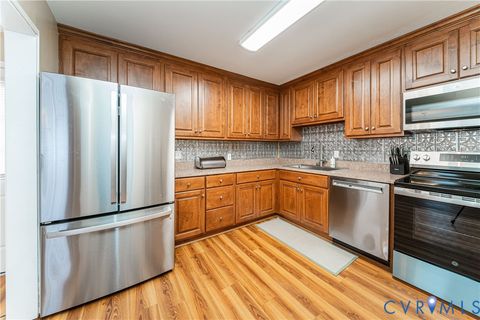 Tiny photo for 26746 Oxford Road, Ruther Glen, VA 22546 (MLS # 2602560)