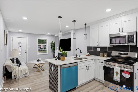 Tiny photo for 510 N Carolina Avenue, Petersburg, VA 23803 (MLS # 2625073)