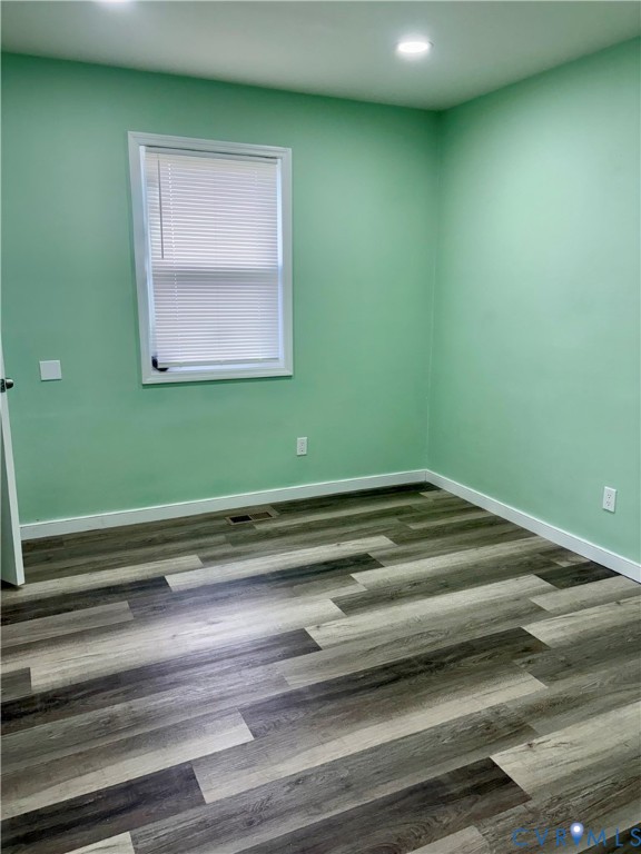 Petersburg, Virginia 23803, United States, 3 Bedrooms Bedrooms, ,1 BathroomBathrooms,Residential,Active,211523