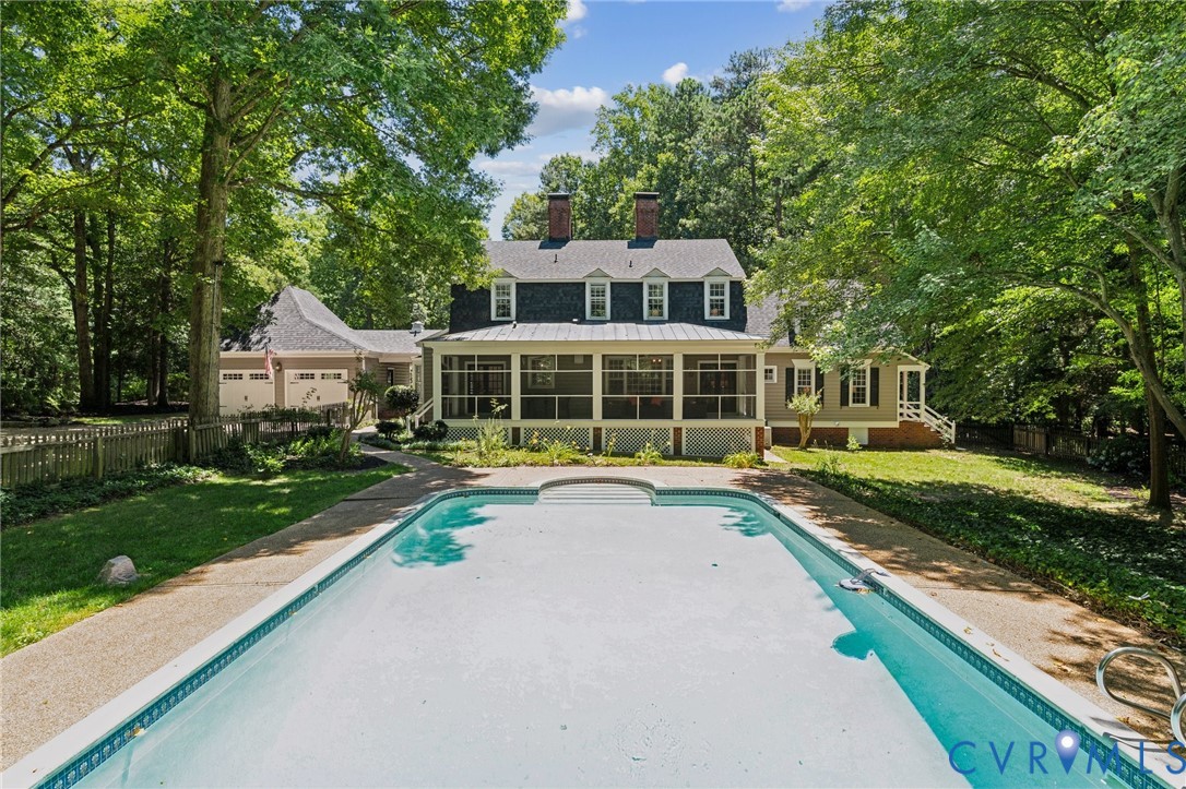 9100 Broadstone Road