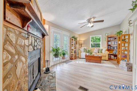Tiny photo for 174 Log Cabin Circle, Henry, VA 24102 (MLS # 2613607)