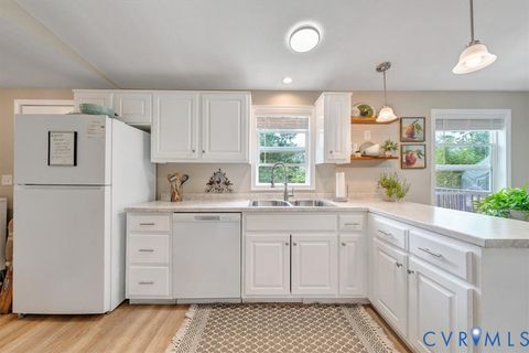 Tiny photo for 174 Log Cabin Circle, Henry, VA 24102 (MLS # 2613607)