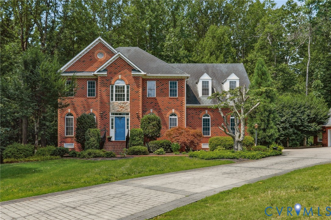 604 Cross Ridge LN
