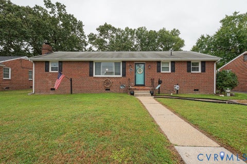 Photo of 623 Charles Avenue, Colonial Heights, VA 23834 (MLS # 2625121)