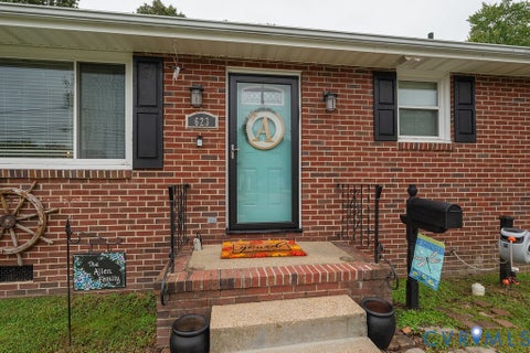 Tiny photo for 623 Charles Avenue, Colonial Heights, VA 23834 (MLS # 2625121)