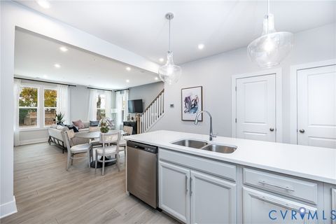 Tiny photo for 1041 N Lombardy Street #A, Richmond, VA 23220 (MLS # 2531987)