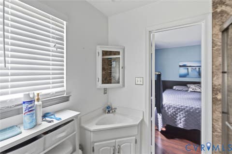 Tiny photo for 304 Washington Court, Henrico, VA 23075 (MLS # 2619948)