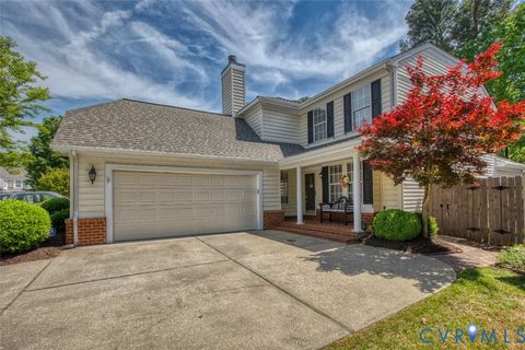 Photo of 164 Waters Edge Drive, Williamsburg, VA 23188 (MLS # 2610121)