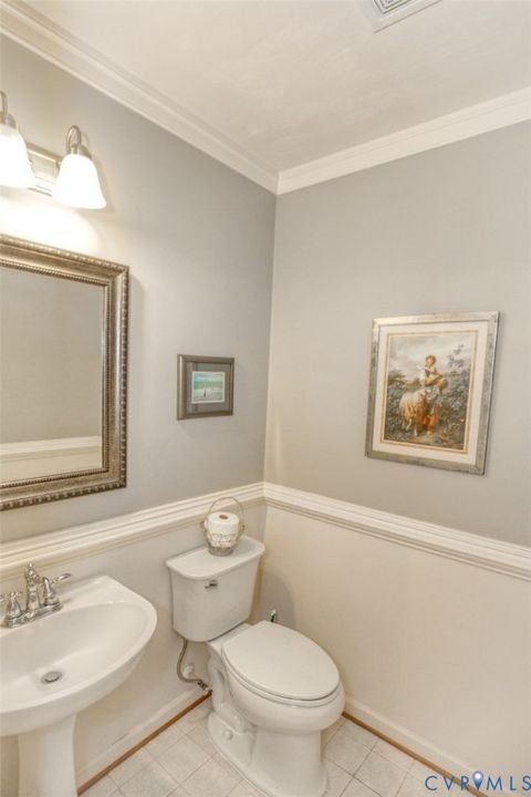 Tiny photo for 164 Waters Edge Drive, Williamsburg, VA 23188 (MLS # 2610121)