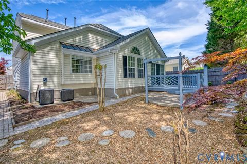 Tiny photo for 164 Waters Edge Drive, Williamsburg, VA 23188 (MLS # 2610121)