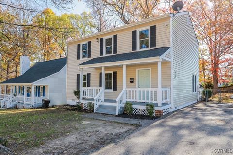 A home in Colonial Heights