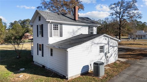 A home in Charles City