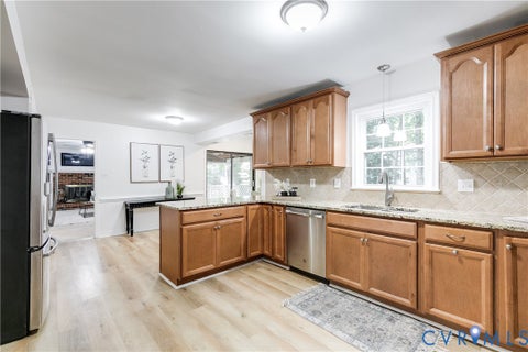 Tiny photo for 5808 Oak Knoll Road, Midlothian, VA 23112 (MLS # 2621708)