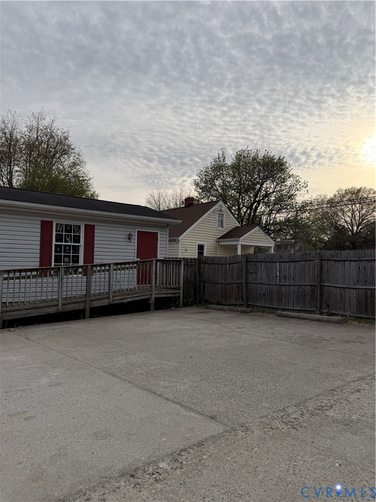 3201 & 3207 Broad Rock Boulevard