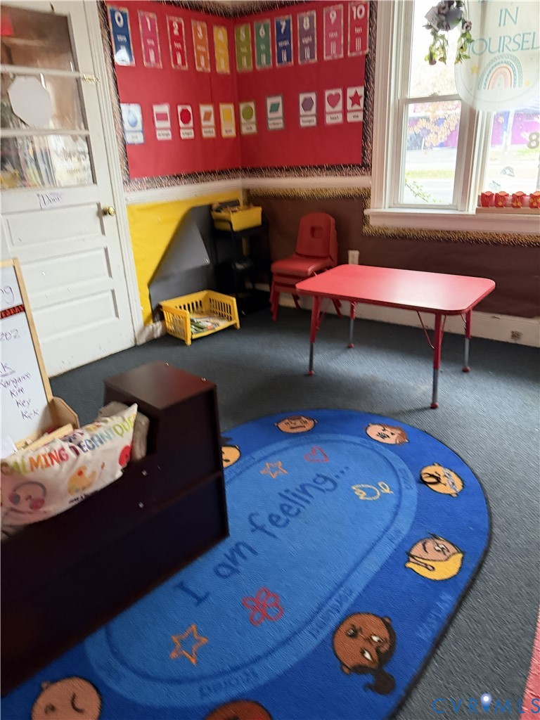 3201 & 3207 Broad Rock Boulevard