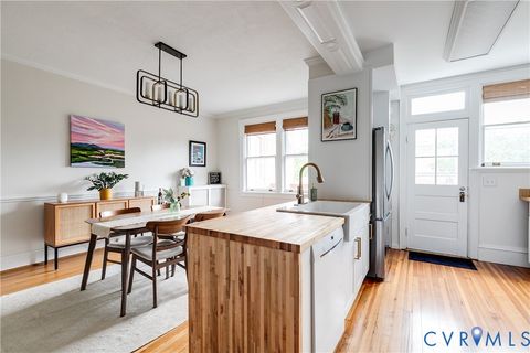 Tiny photo for 3104 W Grace Street, Richmond, VA 23221 (MLS # 2614219)