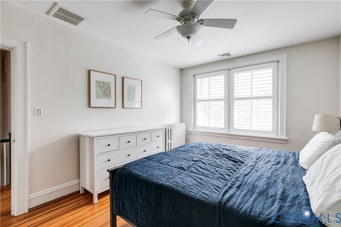 Tiny photo for 3104 W Grace Street, Richmond, VA 23221 (MLS # 2614219)