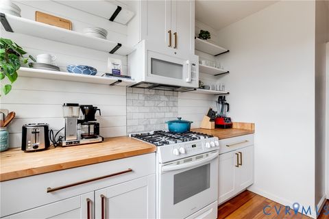 Tiny photo for 3104 W Grace Street, Richmond, VA 23221 (MLS # 2614219)