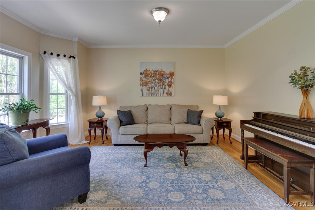 2072 Dutoy Court