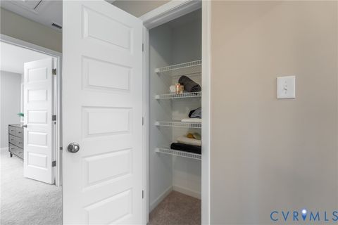 Tiny photo for 5518 Greenpark Way, Sandston, VA 23150 (MLS # 2611099)