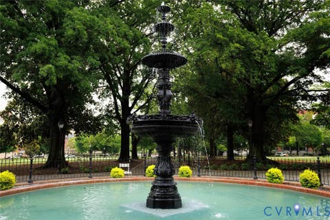 Tiny photo for 612 W Franklin Street #5E, Richmond, VA 23220 (MLS # 2614918)