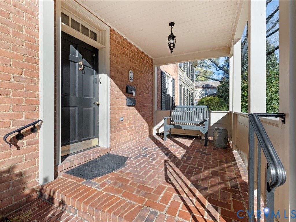 6161 River Road 36