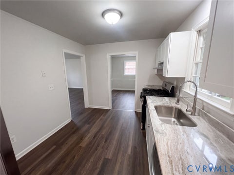 Tiny photo for 107 School Avenue, Colonial Heights, VA 23834 (MLS # 2626670)