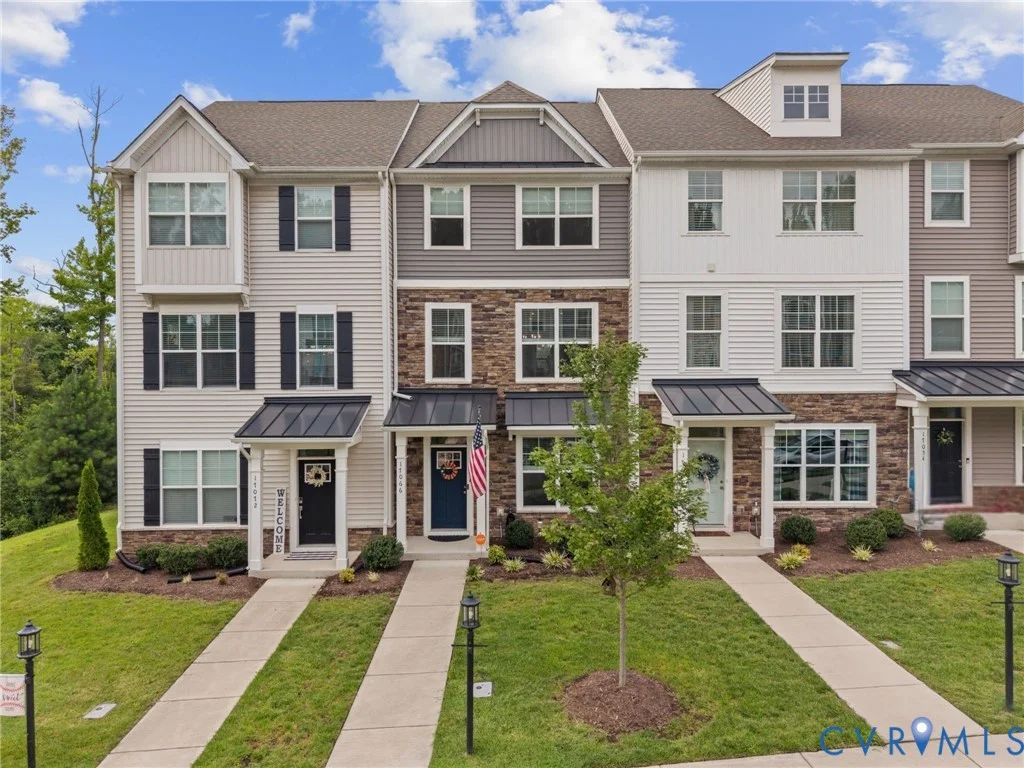 17066 Thornapple Court