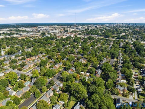 Tiny photo for 4117 W Franklin Street, Richmond, VA 23221 (MLS # 2623316)