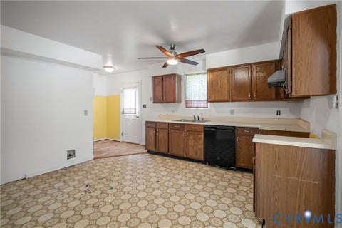 Tiny photo for 215 Hamilton Drive, Ruther Glen, VA 22546 (MLS # 2621344)