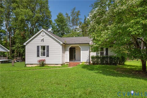 Photo of 215 Hamilton Drive, Ruther Glen, VA 22546 (MLS # 2621344)