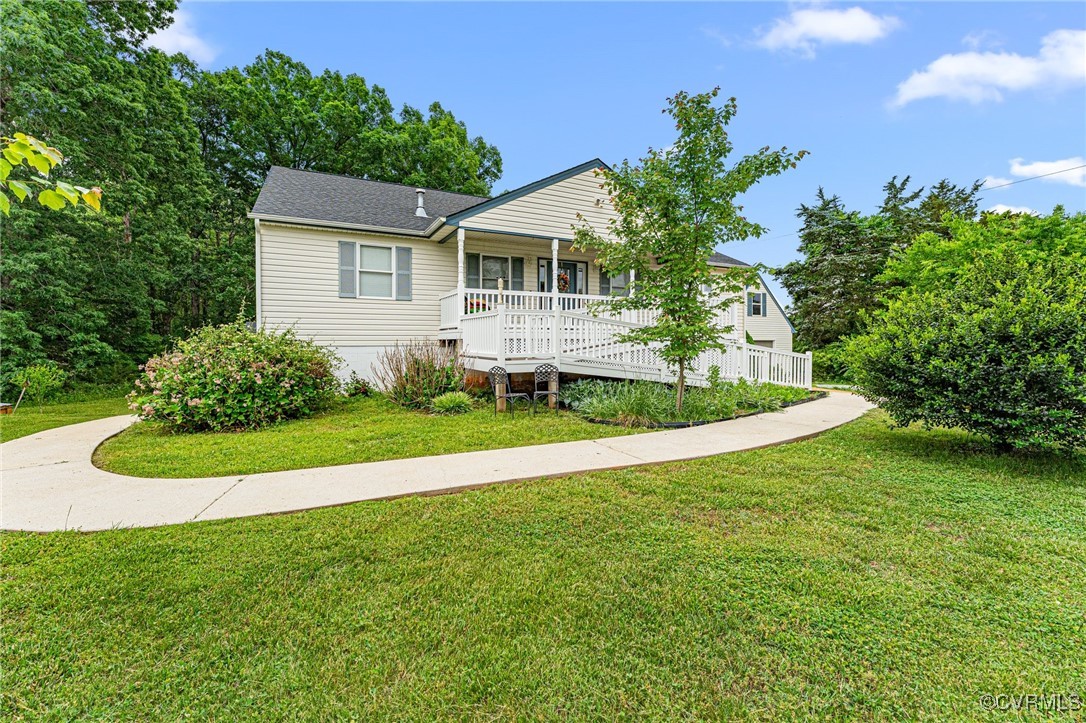5541 Cedar Lane