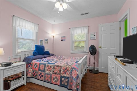 Tiny photo for 725 Transco Road, Scottsville, VA 24590 (MLS # 2532771)