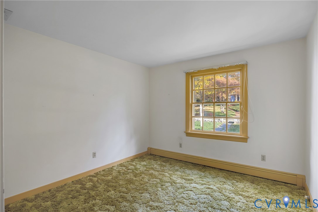 Richmond, Virginia 23227, United States, 3 Bedrooms Bedrooms, ,2 BathroomsBathrooms,Residential,Active,239446