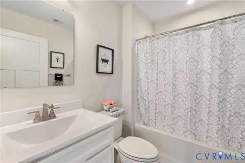 Tiny photo for 7458 Southamptonshire Way, New Kent, VA 23124 (MLS # 2607954)