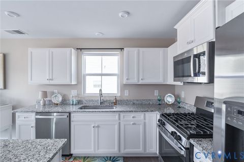 Tiny photo for 7458 Southamptonshire Way, New Kent, VA 23124 (MLS # 2607954)