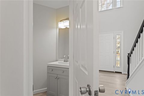 Tiny photo for 2013 Hunton Commons Lane, Henrico, VA 23059 (MLS # 2603875)