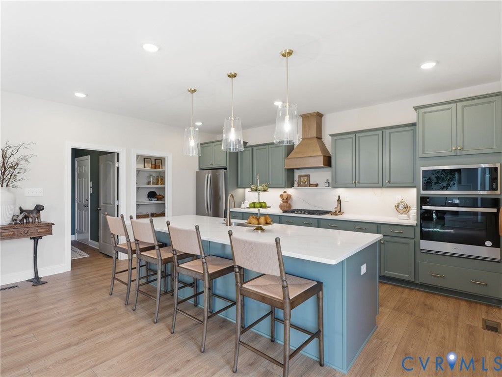 3947 Robins Ridge Drive