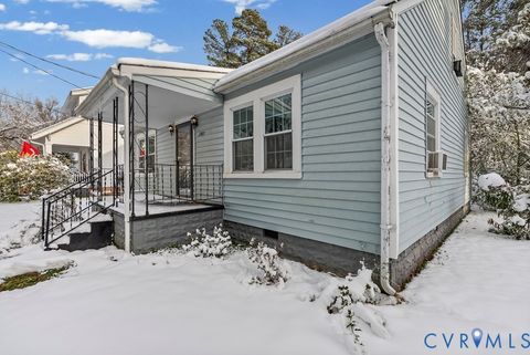 Tiny photo for 1707 11TH Avenue, Victoria, VA 23974 (MLS # 2533141)